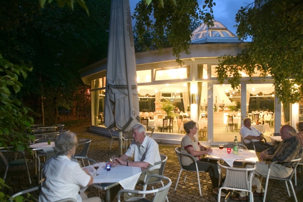 Hotel Am Terrassenufer (Dresden)